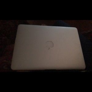 Apple MacBook Air 13”